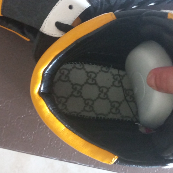 Gucci Supreme Monogram Limited Edition High Top Sneakers SZ 9G Code 3921… - Picture 14 of 16